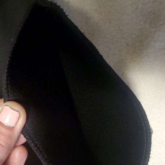 🔴Curves workout form fit % body shaping shorts foam style material - Picture 6 of 9